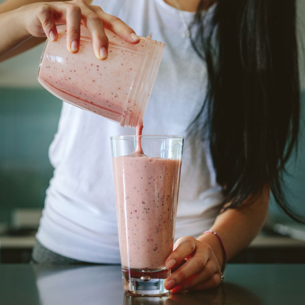 Blend Smoothies with old fruit to reduce food waste